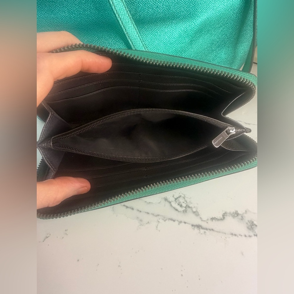 Authentic Coach Metallic Sea Green City Tote & matching Wallet - Picture 11 of 12